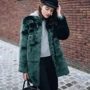 Babaton Fritz Faux Fur Jacket Size M Emerald Green Vegan Chubby Coat Cabincore